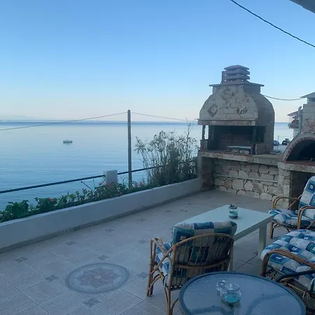 In Thasos Kinira